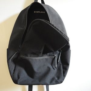 Everlane Everyday Commuter Backpack